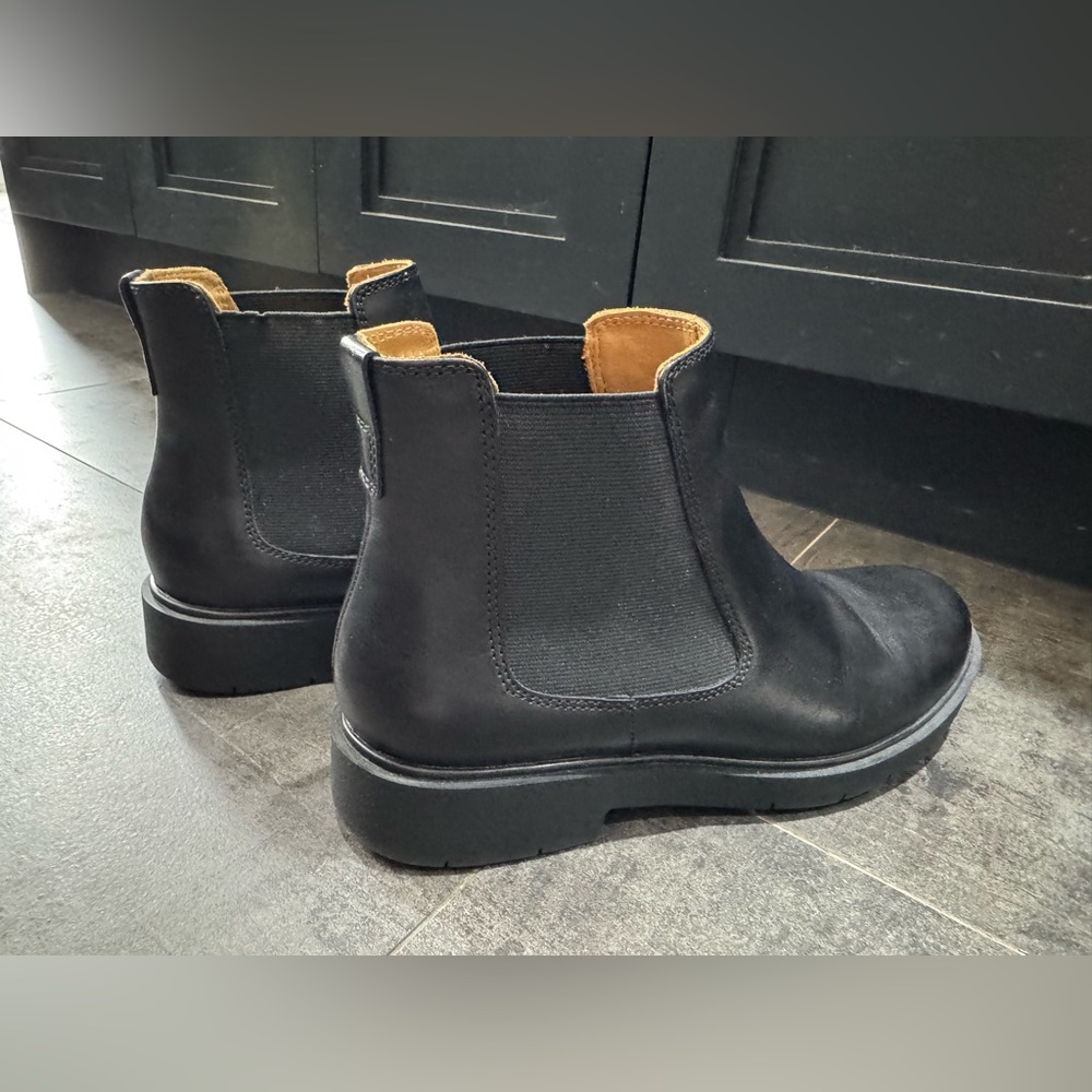 Black Geox Chelsea Boots